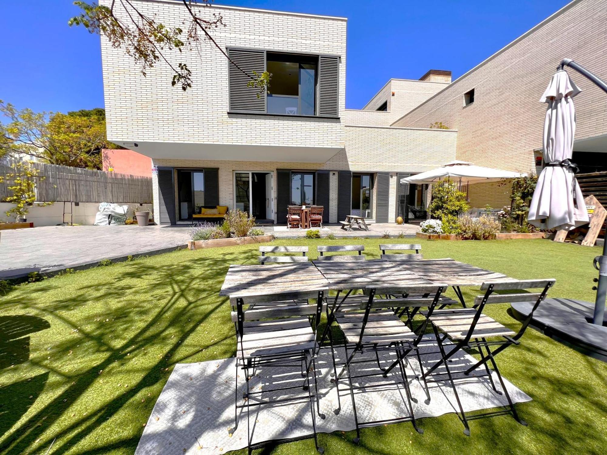 הוילה מטארו Casa Elena Maresme מראה חיצוני תמונה